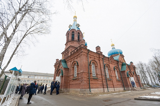 Богослужение в воинском храме святого князя Александра Невского города Псков